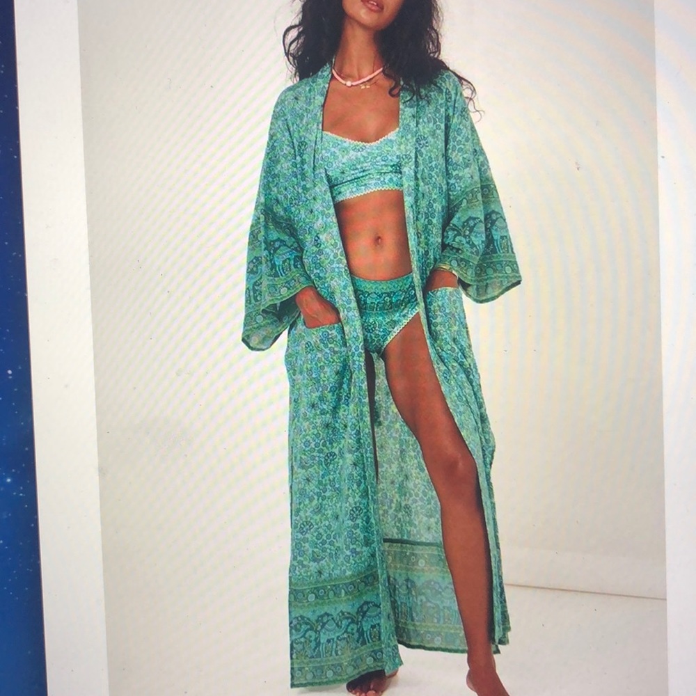 Spell Sundown Robe - Picture 2 of 4
